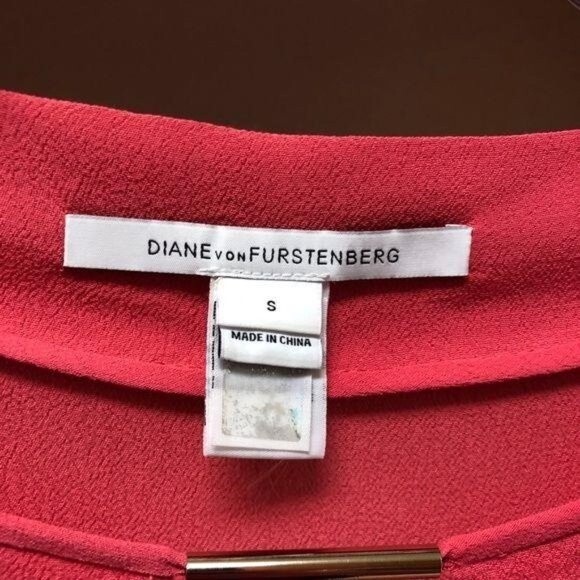 Diane von Furstenberg Oversized Blouse Dolman Top Silver Metal Accent - Picture 6 of 9